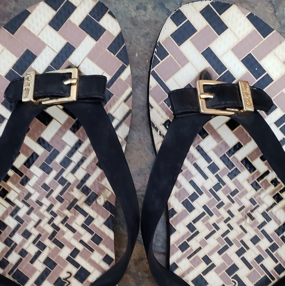 Cole Haan flip flops (Host pick) - Picture 5 of 5